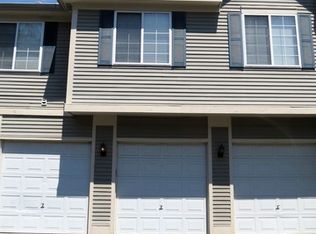 272 Windsor Ct UNIT B, South Elgin, IL 60177