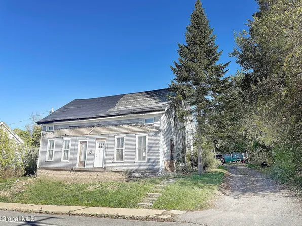 56 Lake George Ave, Ticonderoga, NY 12883