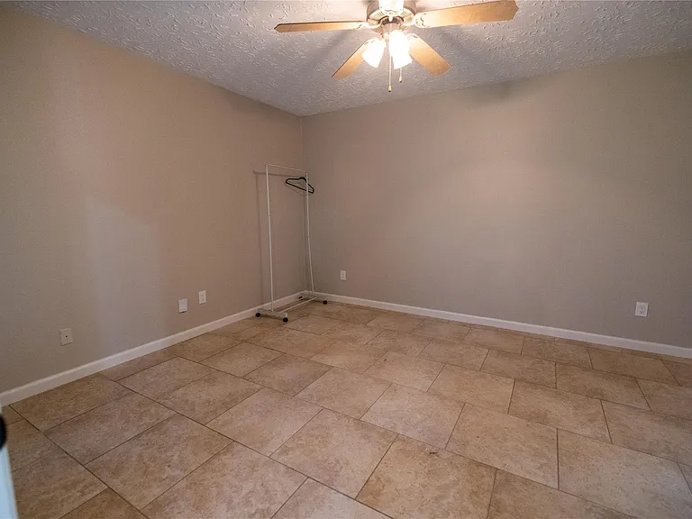 10323 Lone Brook Dr — Photo 8