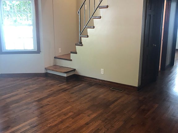 Stairs to upstairs bedrooms