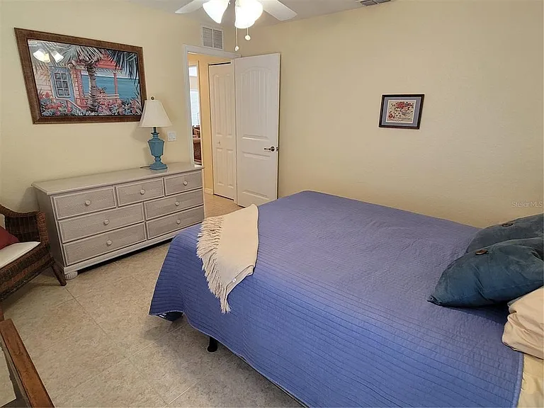9458 Modesto Cir — Photo 32