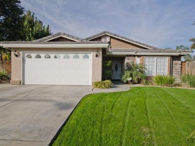 5812 Seasons Valley Ct, Bakersfield, CA, 93313