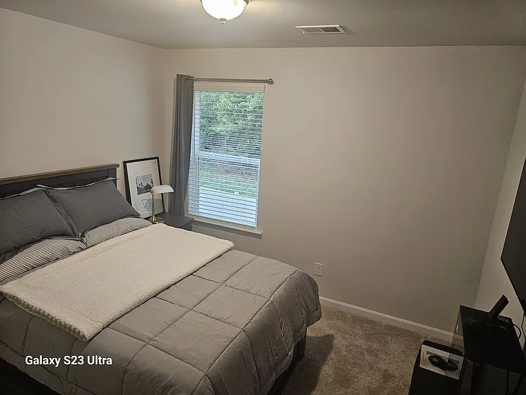 Room 1 with TV, access to Roku + high-speed internet