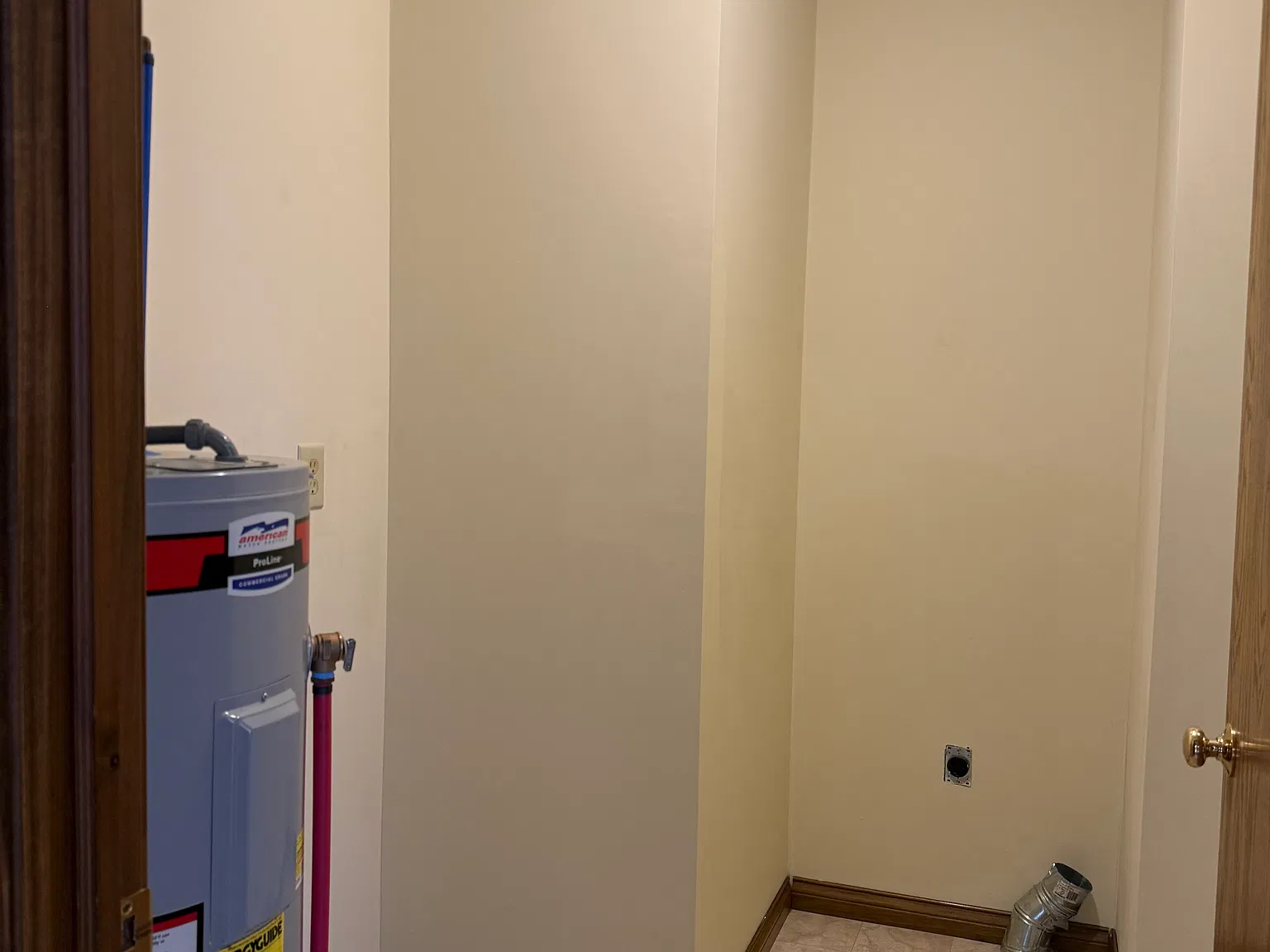 2 bed, 800 sqft, $1,275 — Photo 3