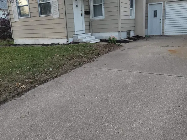 1425 Lake St, Pekin, IL 61554