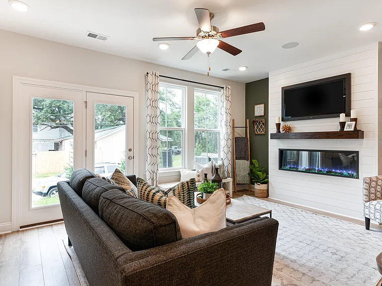 1203 Tice Ln — Photo 15