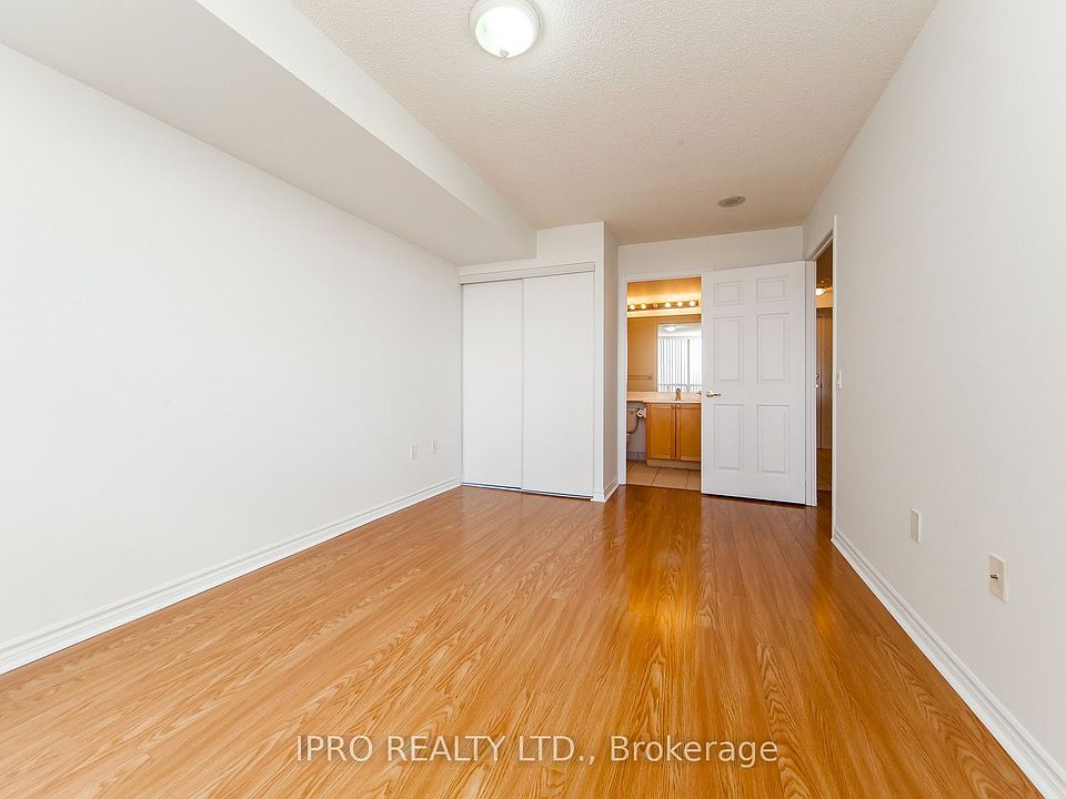 55 Strathaven Dr Mississauga, ON Zillow Apartments for Rent in