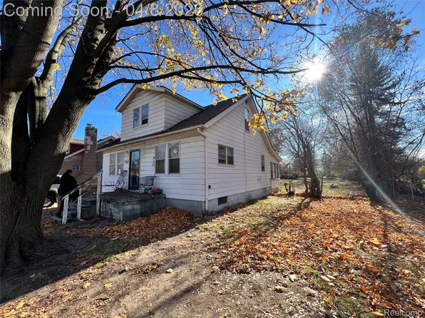 3168 Berkshire Ave, Warren, MI 48091