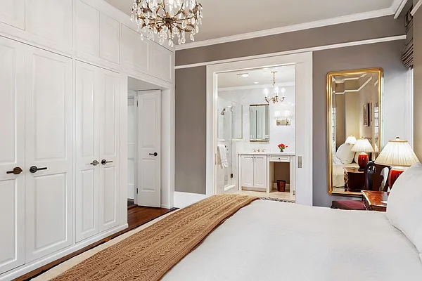 Sold by Corcoran | media 7