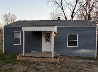 1522 W Hovey St, Springfield, MO 65802