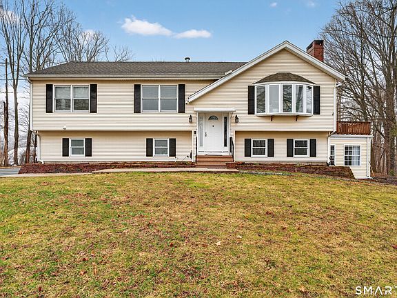 3rd image of 10 Mill Road