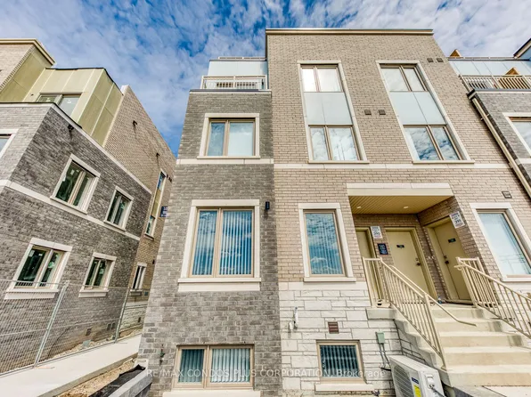140 Honeycrisp Cres #281, Vaughan, ON L4K 0N7