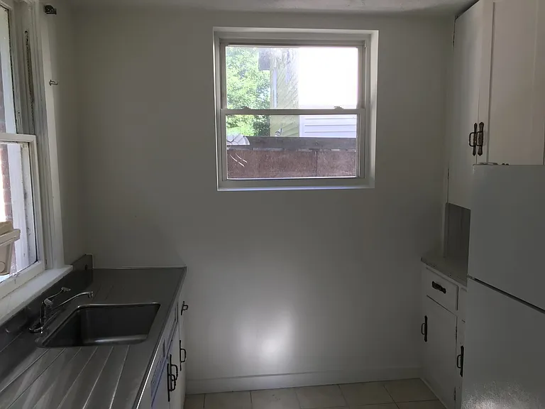 6349 Douglas St — Photo 12