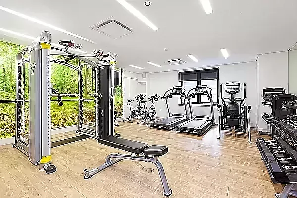 Rented by REAL New York | media 7