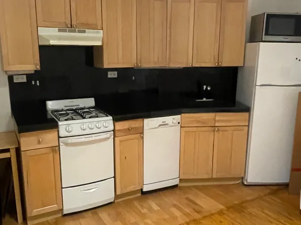 116 E 92nd St APT 2A, New York, NY 10128