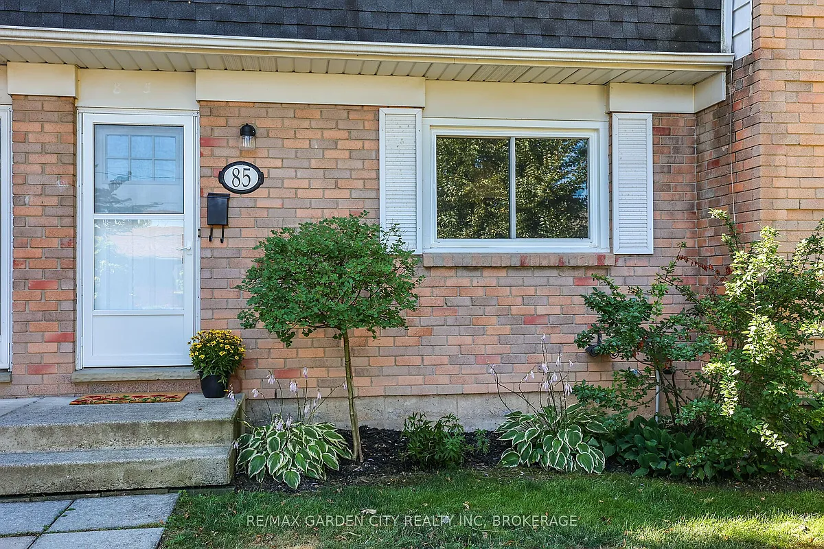 Building Photo - 185 Denistoun St #85