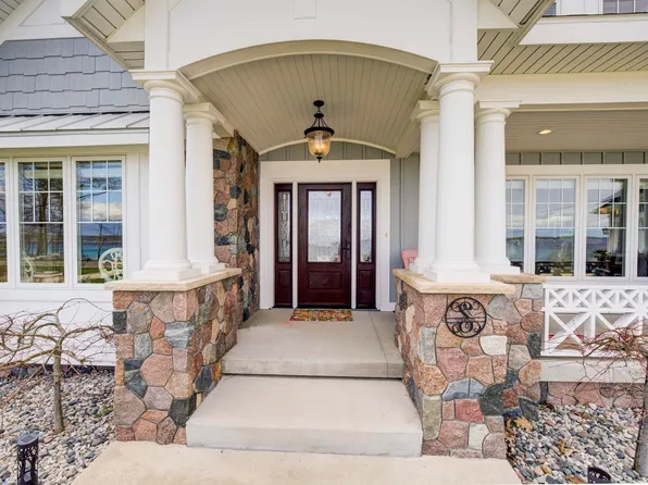 6885 E Shore Rd, Traverse City, MI 49686