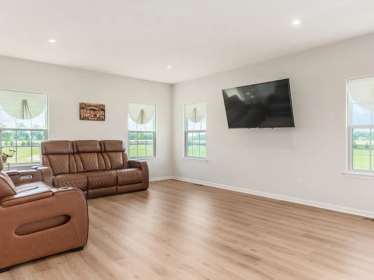 28 Royal Palm Ct #1 — Photo 26