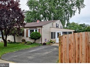 2867 Senak Rd, Roslyn, PA 19001