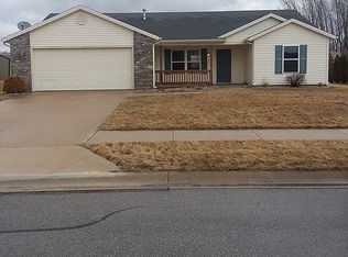 1414 Apex Dr, Kendallville, IN 46755