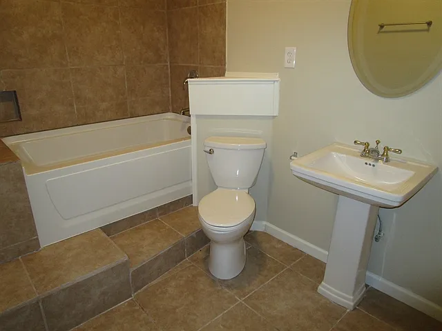 623 Redwood Ln — Photo 20