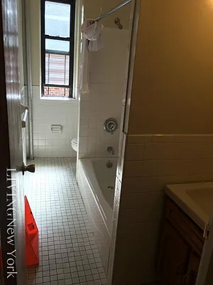 Rented by Living New York | media 13