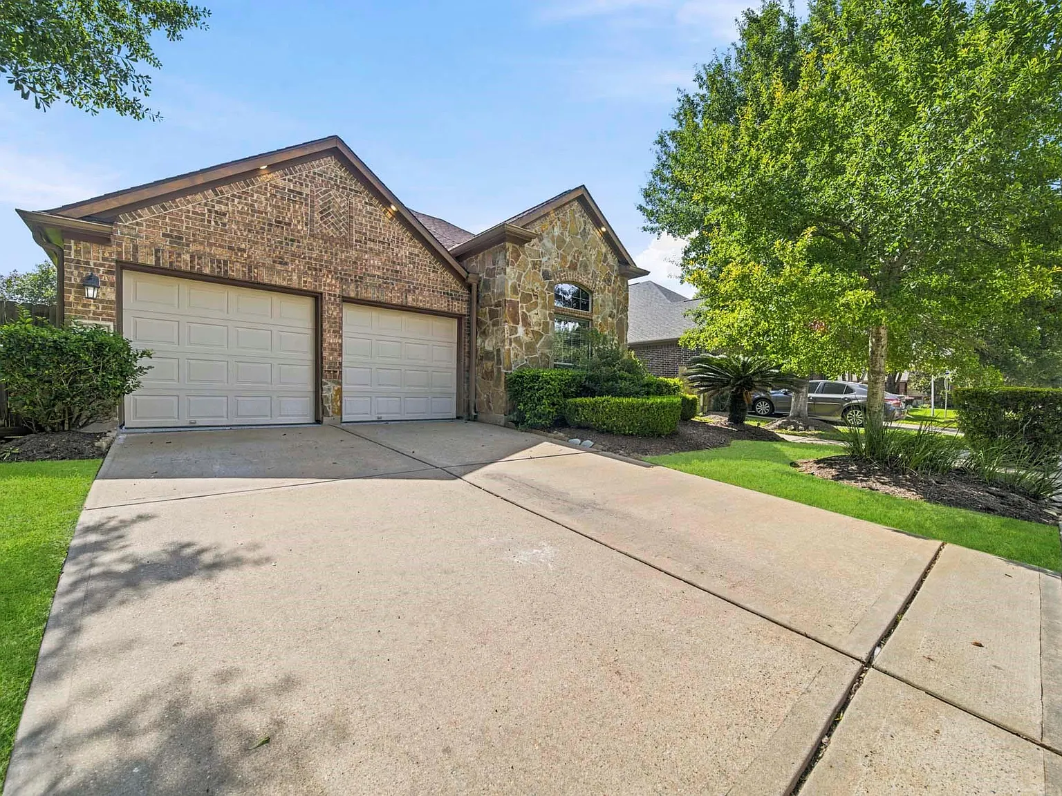 3 bed, 3.0 bath, 2655 sqft, $3,100 — Photo 4
