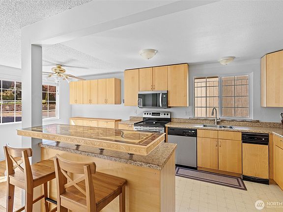 5th image of 2138 SW 305th Street
