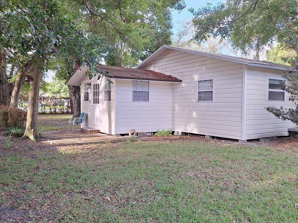 1st image of 4642 Edwards Road