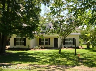 2552 Harris Trail Rd, Richmond Hill, GA 31324