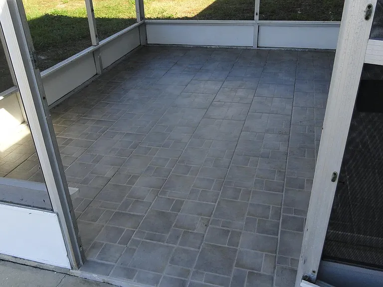 Cherrywood Dr — Photo 19