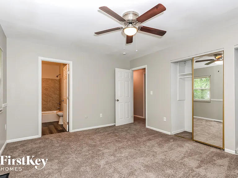 4287 Honeybrook Ave — Photo 9