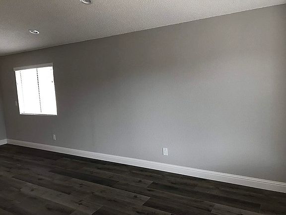 2nd image of 951 E Atlantic Ave