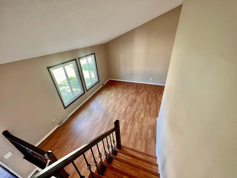 15318 Douglas Cir — Photo 7