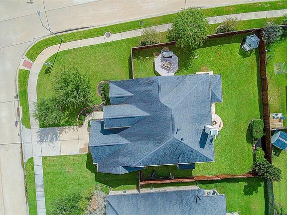 2nd image of 28239 Stonestead Dr