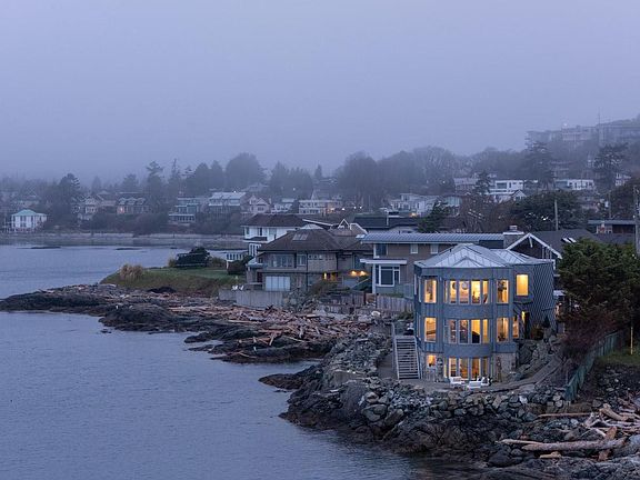 4th image of 2179 Crescent Rd