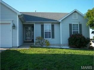 2702 Ruddy Ridge Dr, High Ridge, MO 63049