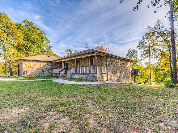 2nd image of 157 Aspen