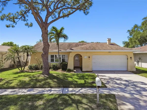 11974 70th St, Largo, FL 33773