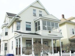 218 White St, Springfield, MA 01108