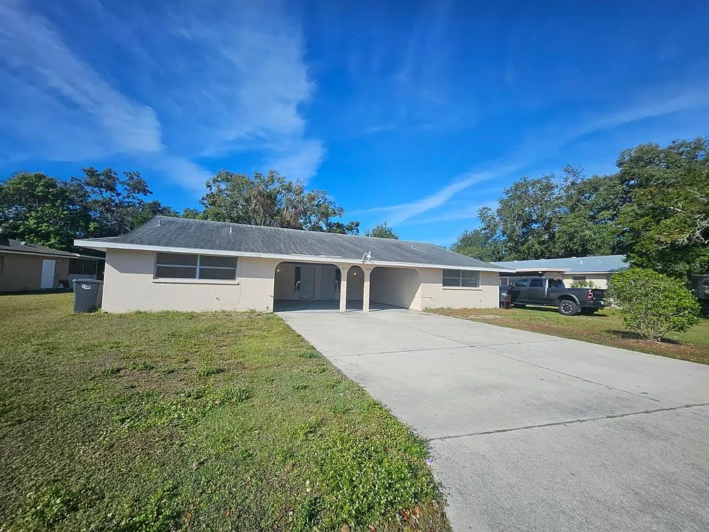 Building Photo - 4210 8th Street Ct E
