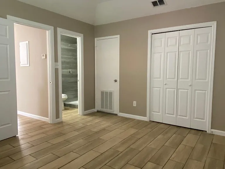 1204 Bryce Dr #1 — Photo 1