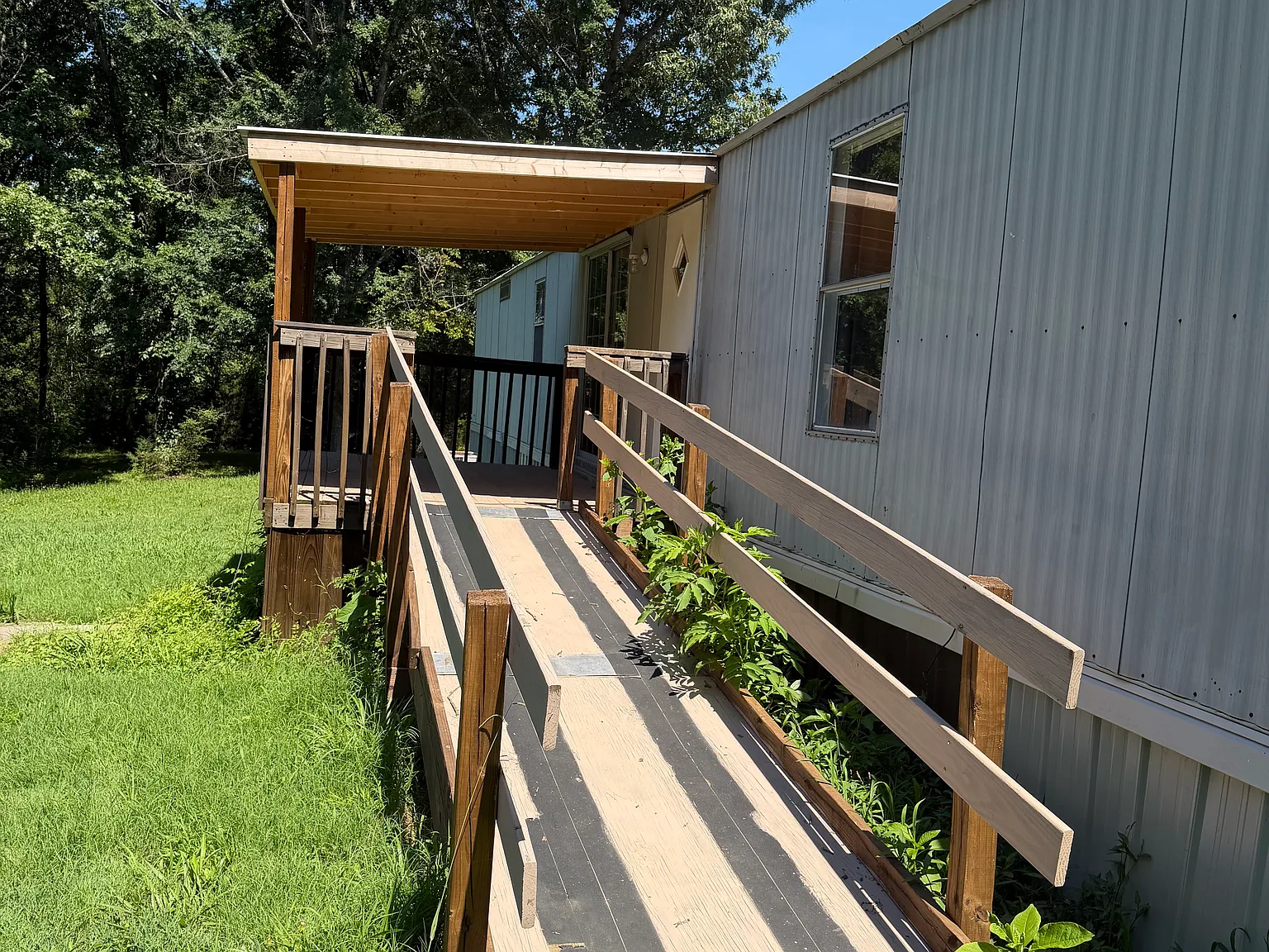 2 bed, 800 sqft, $750 — Photo 2