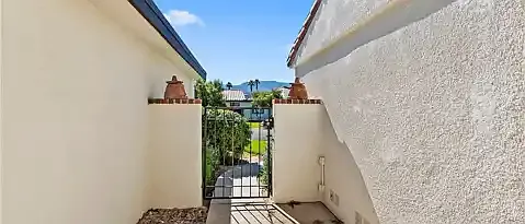 4 San Sebastian Dr — Photo 5