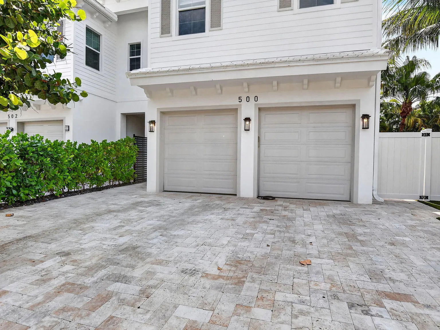 3 bed, 3.5 bath, 2382 sqft, $16,500 — Photo 4
