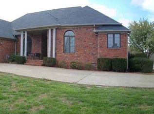 3744 S Hampton Rd, Philpot, KY 42366