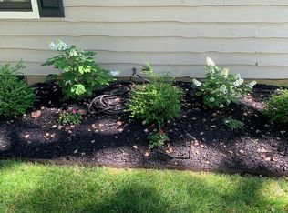 141 Hillgail Rd SW, Pataskala, OH 43062