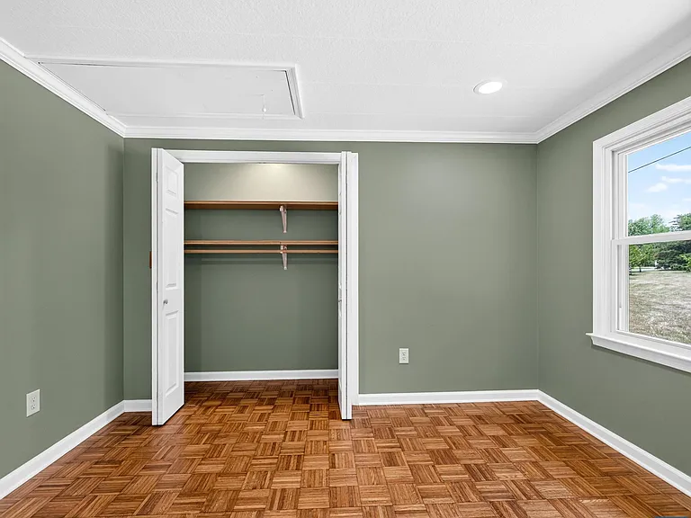 625 S Spotswood Trl — Photo 23