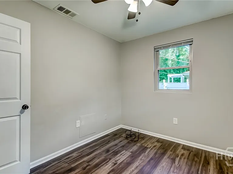 8618 Ferguson Ave — Photo 20