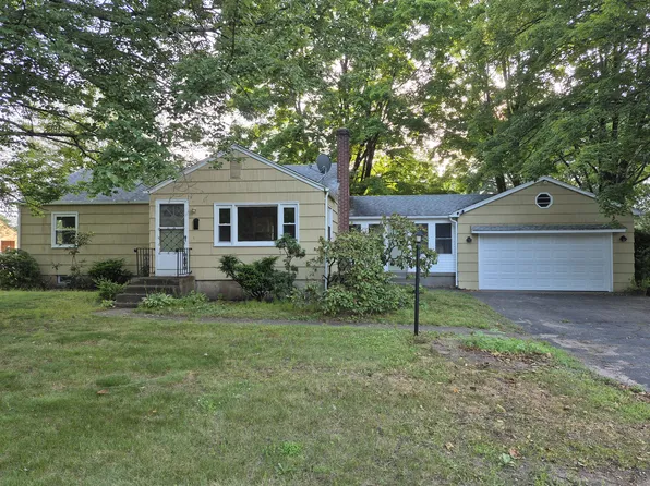 404 Denslow St, Windsor Locks, CT 06096